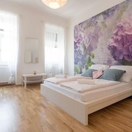 Spacious Vienna Central Station Residence מראה חיצוני תמונה