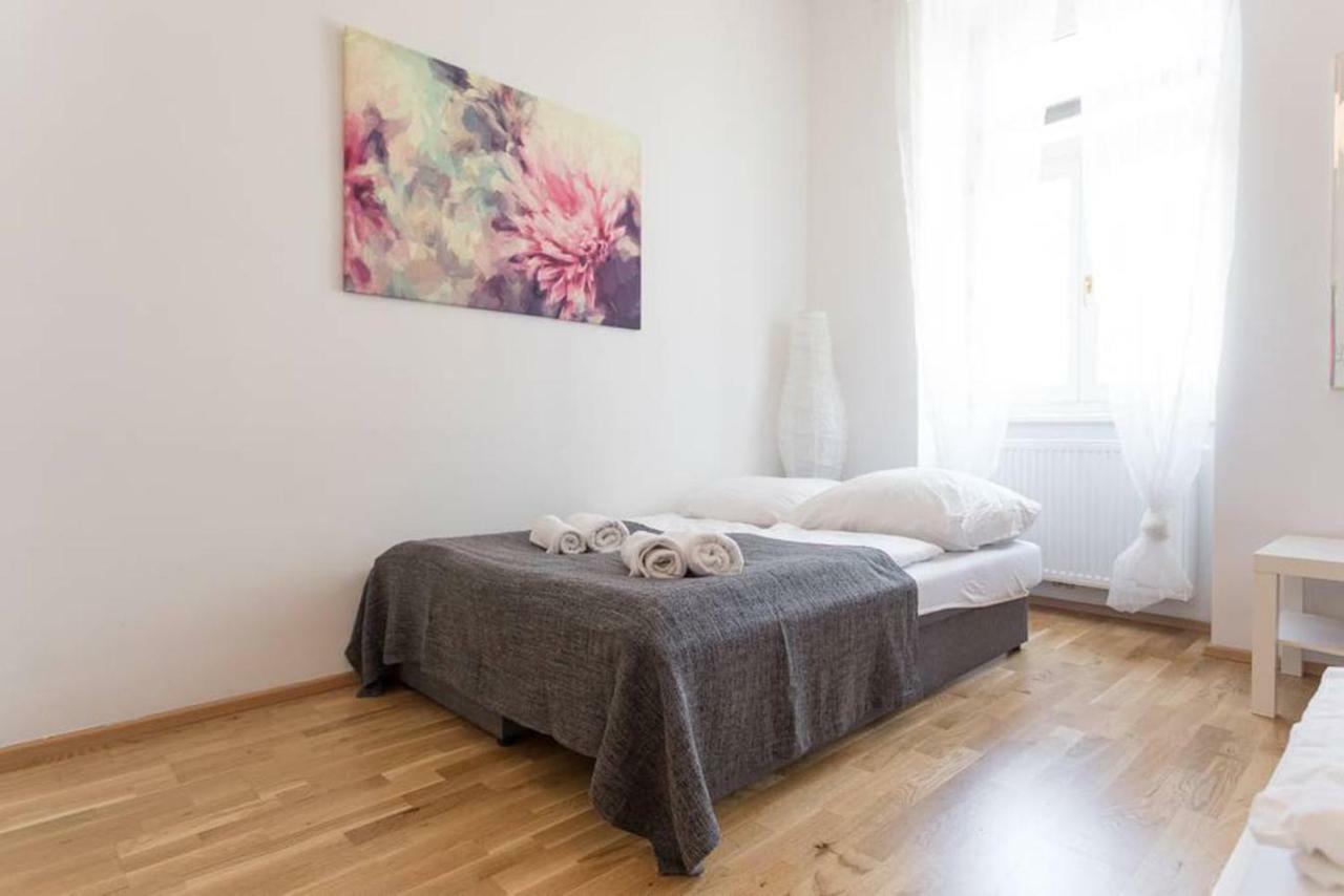 Spacious Vienna Central Station Residence מראה חיצוני תמונה
